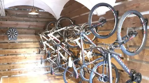 Bicicletas de uso gratuito para rutas en bici en la casa rural cal curpets en Agramunt, Lleida